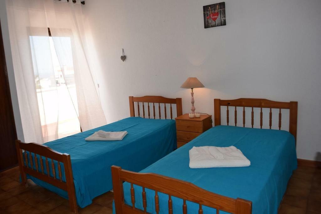 Vila Praia Apartment Αλμπουφέιρα Δωμάτιο φωτογραφία